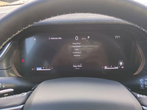 New 2025 Jeep Grand Cherokee Altitude image 29