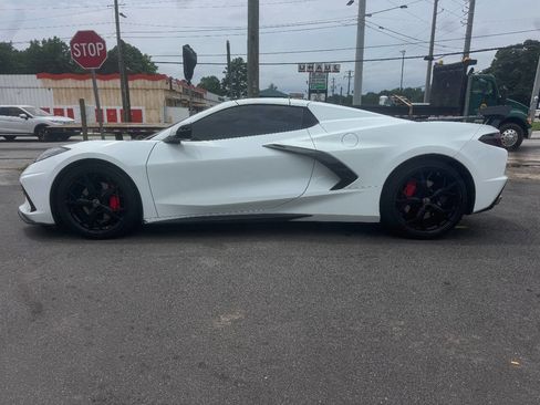 Used 2022 Chevrolet Corvette Stingray Convertible w/ 1LT RWD image 2
