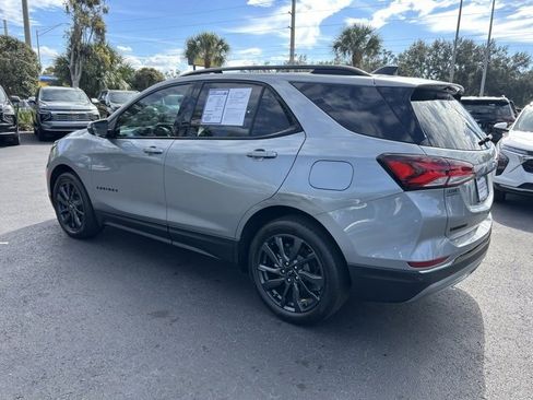 Used 2023 Chevrolet Equinox RS image 4