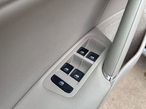 Used 2019 Volkswagen Golf Alltrack SE image 11