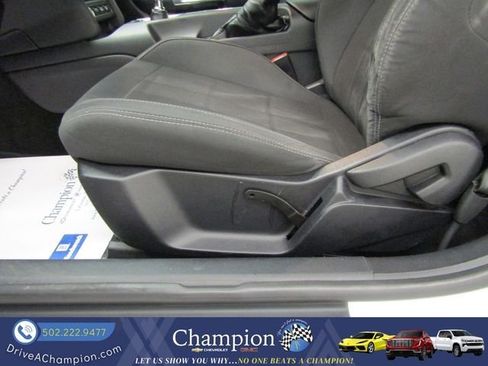 Used 2018 Ford Mustang Coupe RWD image 15