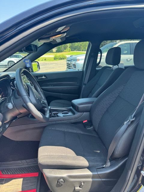 Used 2025 Dodge Durango GT w/ Blacktop Package AWD/4WD image 9