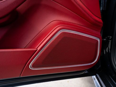 Used 2021 Porsche Panamera 4 image 31