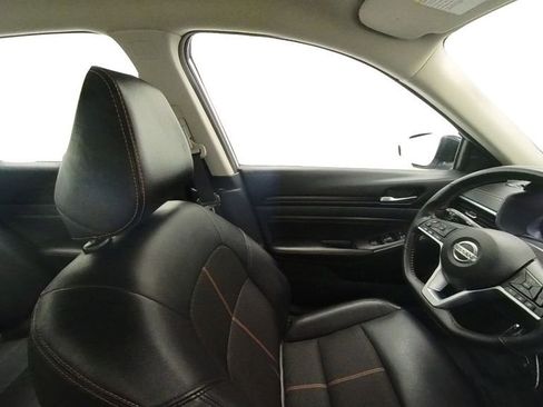 Used 2022 Nissan Altima 2.5 SR image 34