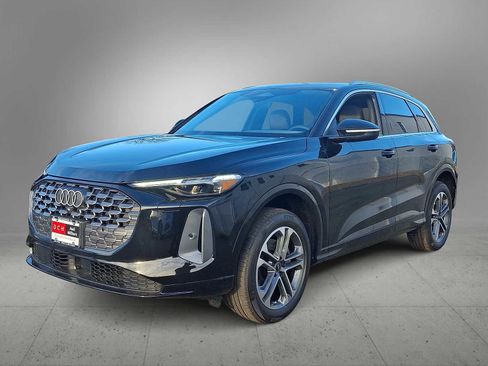 New 2025 Audi Q5 Premium Plus image 1