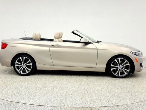 Used 2016 BMW 228i xDrive Convertible image 4