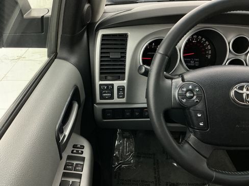 Used 2008 Toyota Sequoia Limited AWD/4WD image 33