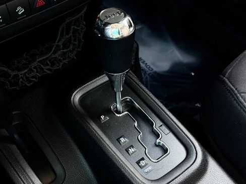 Used 2015 Jeep Wrangler Unlimited Sport w/ Connectivity Group image 42