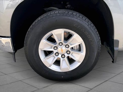 Certified 2025 Chevrolet Silverado 1500 LT image 11