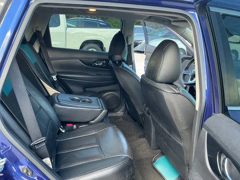 Used 2020 Nissan Rogue SL w/ Premium Package FWD image 15