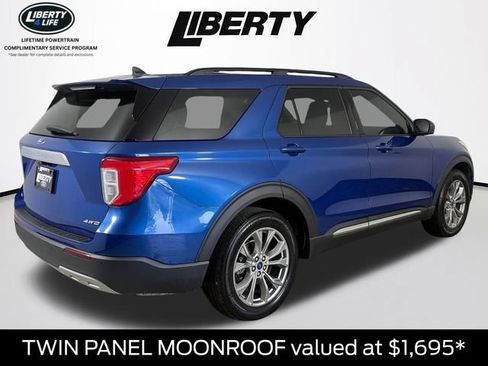 Used 2022 Ford Explorer XLT w/ Equipment Group 202A AWD/4WD image 4