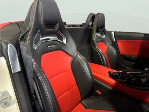 Used 2018 Mercedes-Benz AMG GT Roadster image 26