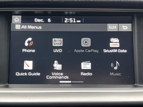 Used 2019 Kia Optima S image 13