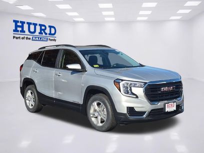 Used 2022 GMC Terrain SLE w/ Driver Convenience Package