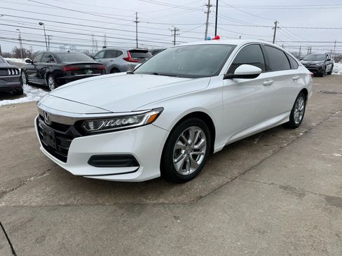 Used 2019 Honda Accord LX image 6