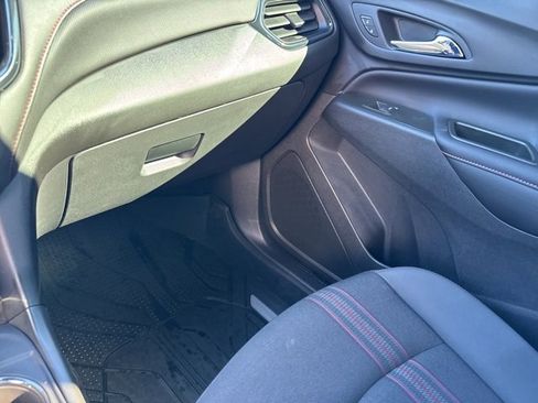 Used 2024 Chevrolet Equinox RS image 72