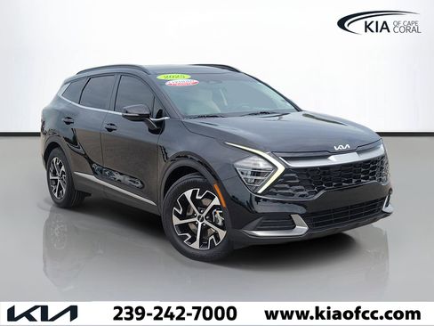 Certified 2025 Kia Sportage EX w/ Premium Package FWD image 1