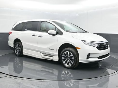 Used 2024 Honda Odyssey EX-L image 28