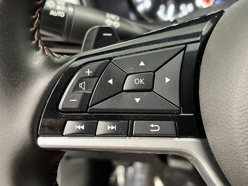 Used 2025 Nissan Altima 2.5 SR FWD image 44