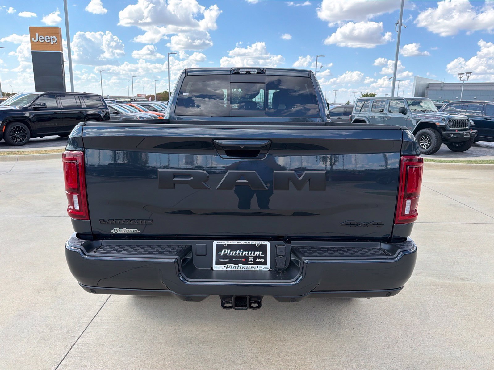 New 2027 RAM 2500 Laramie AWD/4WD image 4