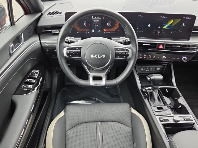 Used 2025 Kia K5 GT-Line w/ GT-Line Premium Package FWD image 14