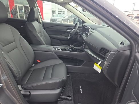 New 2026 Nissan Rogue SV image 19