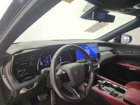 Used 2023 Lexus RX 500h F Sport image 12