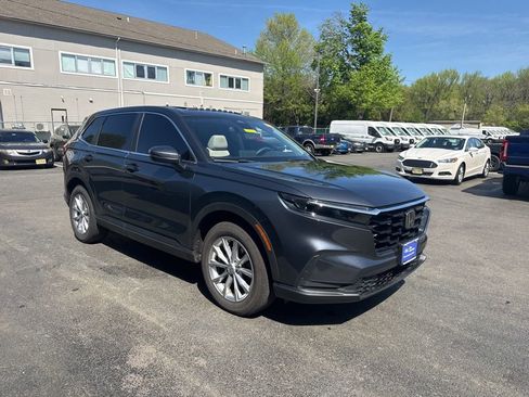 Used 2025 Honda CR-V EX image 7