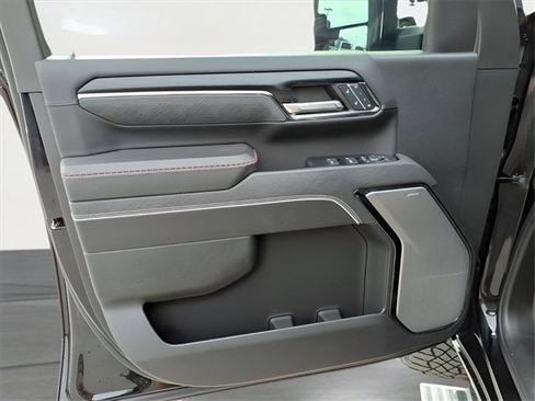 Used 2024 GMC Sierra 2500 AT4X image 20