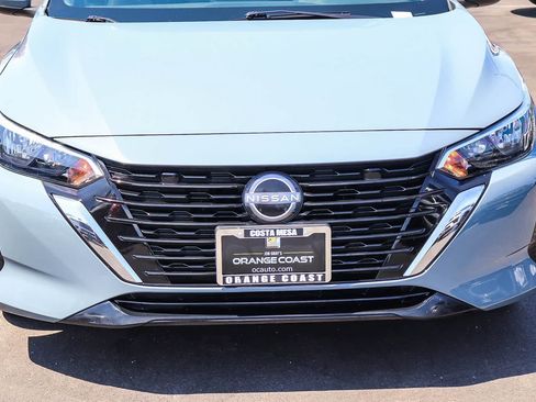 Used 2024 Nissan Sentra SV FWD image 9