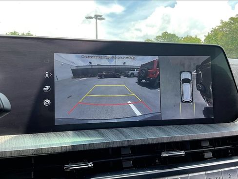 Used 2023 Kia Telluride SX AWD/4WD image 13