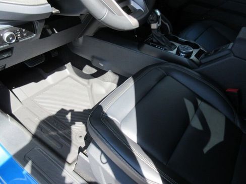 New 2025 Ford Bronco Badlands image 16