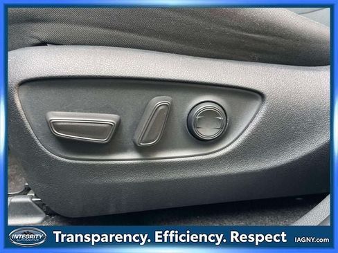 Certified 2025 Toyota RAV4 XLE AWD/4WD image 18
