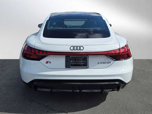 New 2026 Audi S e-tron GT Prestige image 4