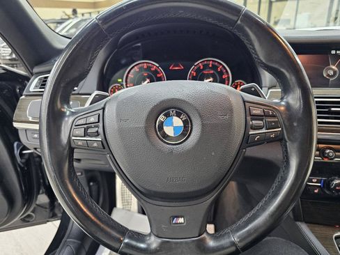 Used 2015 BMW 750i w/ M Sport Edition RWD image 31