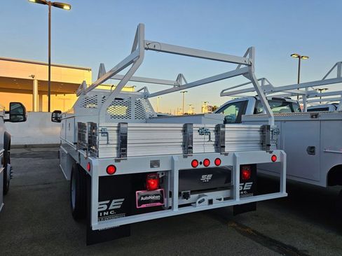 New 2025 Ford F450 XL w/ XL Chrome Package image 8