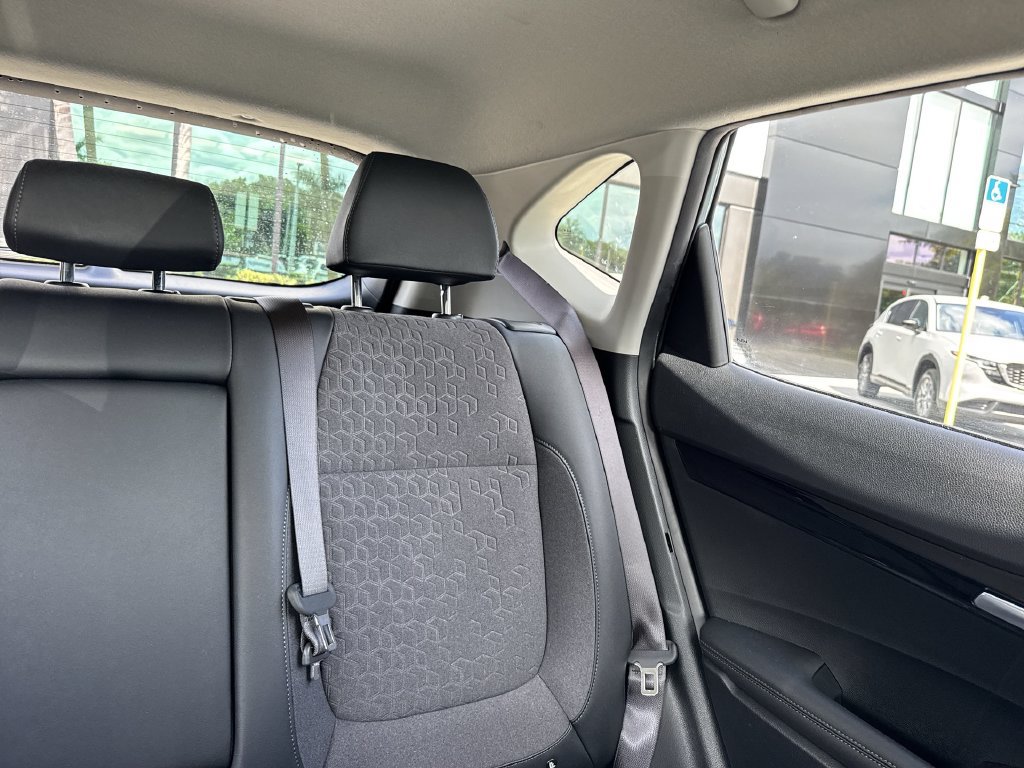 Used 2025 Kia Seltos S FWD image 19