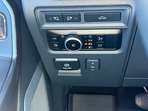 Used 2023 Ford F150 Platinum w/ Equipment Group 701A High AWD/4WD image 37
