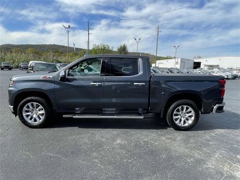 Certified 2022 Chevrolet Silverado 1500 LTZ image 2