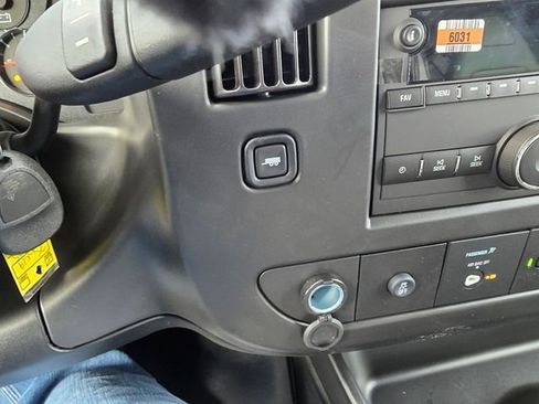 New 2025 Chevrolet Express 2500 w/ Driver Convenience Package image 17