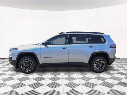 New 2026 Jeep Cherokee Laredo image 8