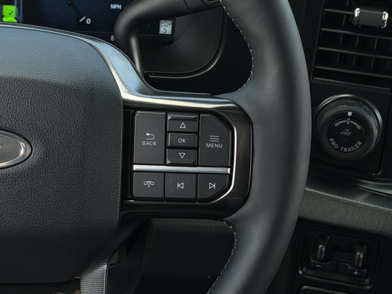 New 2026 Ford F250 Platinum AWD/4WD image 16