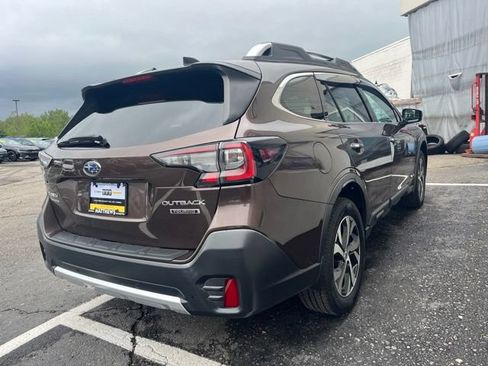 Used 2020 Subaru Outback Touring AWD/4WD image 5