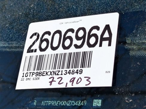 Used 2022 GMC Sierra 1500 SLE image 10