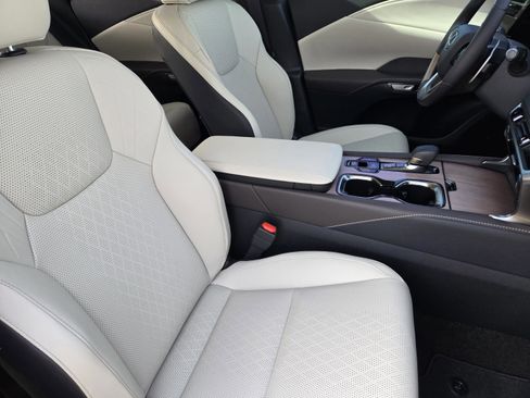 New 2026 Lexus RX 350 FWD image 9
