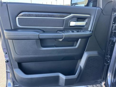 Used 2024 RAM 3500 Big Horn w/ Sport Appearance Package image 29