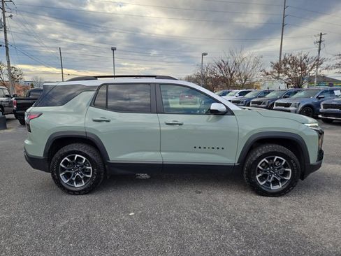 Used 2025 Chevrolet Equinox ACTIV w/ Safety and Technology Package image 5