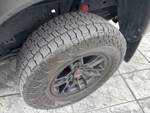 Used 2021 Toyota Tacoma TRD Pro AWD/4WD image 8