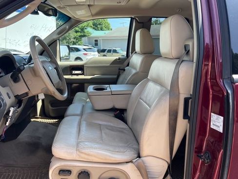 Used 2004 Ford F150 XLT AWD/4WD image 4