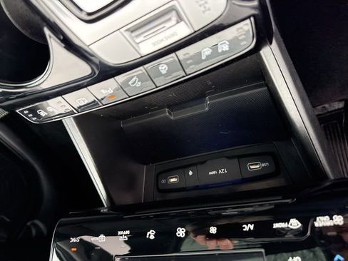 Certified 2024 Hyundai Tucson Limited image 11